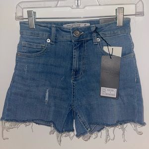 Never worn S SHORTS